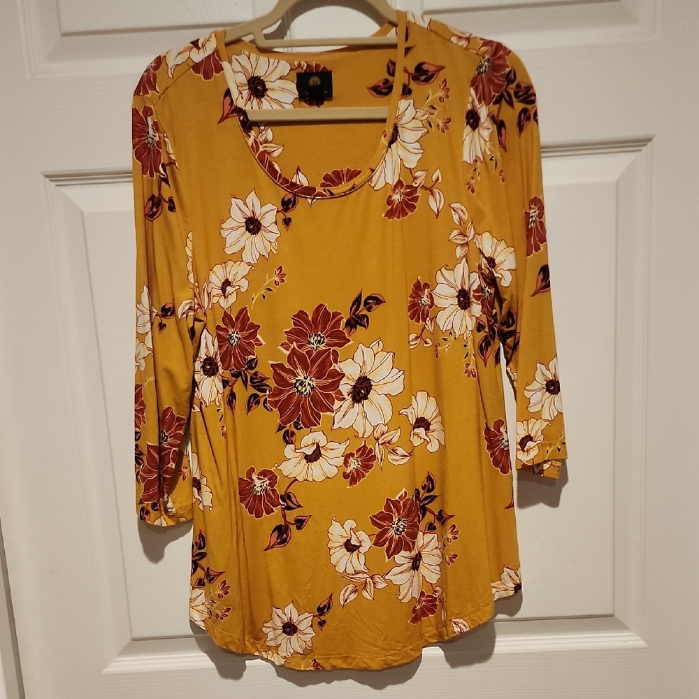Floral Mustard Top